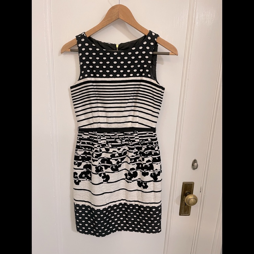 Womens size 2P dress
